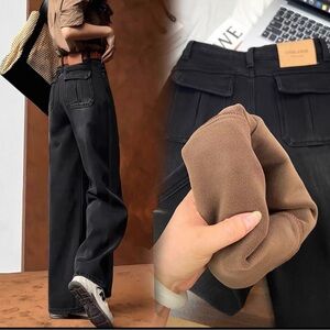 Black Wide-Leg Jeans